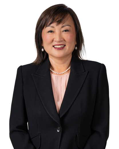 Photo of Laura K. Kim